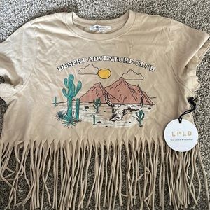 super cute cropped shirt